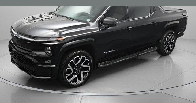 2024 Chevrolet Silverado EV RST