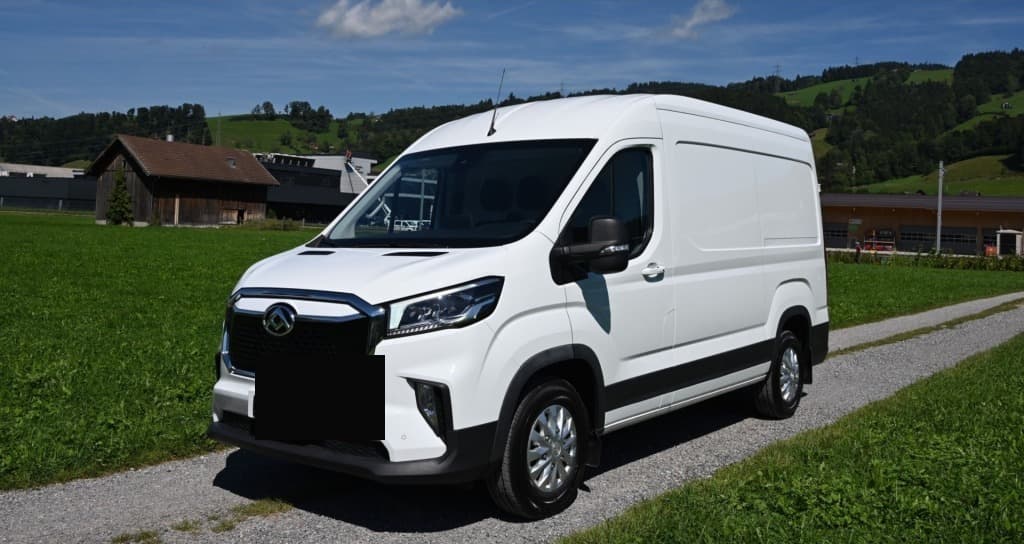 2025 Maxus eDeliver 9 L2H2